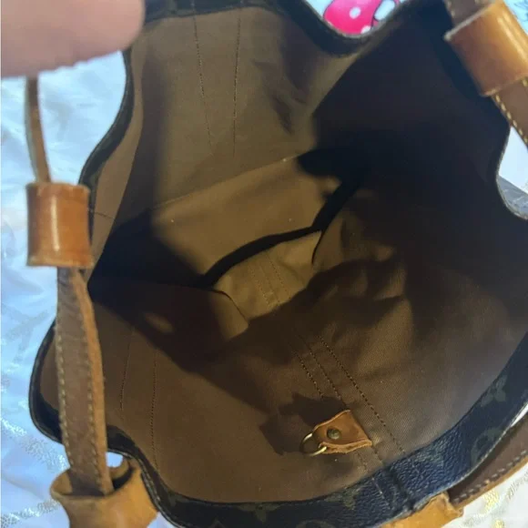 Louis Vuitton Monogram Bag. VINTAGE
Randonnee GM. - Picture 5 of 7